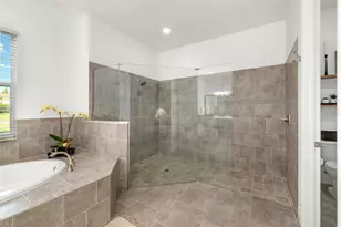 408 166th St E, Bradenton, FL 34212 - Photo 47