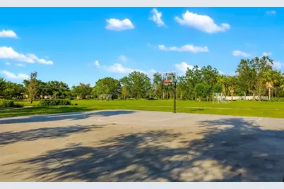 408 166th Street E, Bradenton, FL 34212 - Photo 23