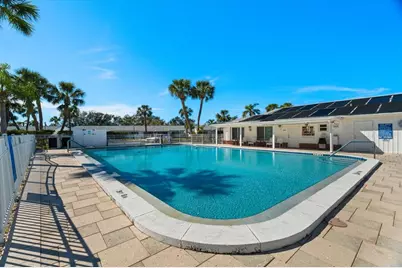 6016 Hibiscus Drive, Bradenton, FL 34207 - Photo 3