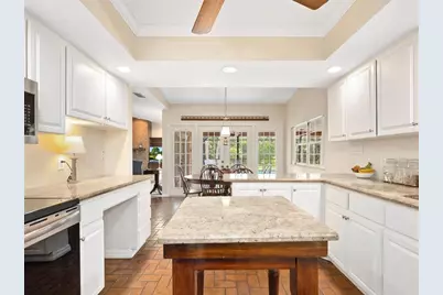 3632 Beneva Oaks Boulevard, Sarasota, FL 34238 - Photo 9