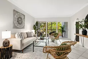 2748 Orchid Oaks Dr, Sarasota, FL 34239 - Photo 1