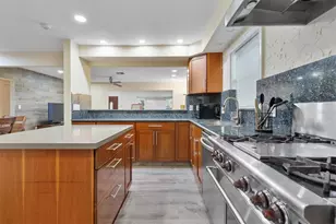 1359 Washington St, Hollywood, FL 33019 - Photo 17