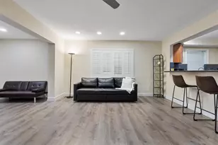 1359 Washington St, Hollywood, FL 33019 - Photo 13