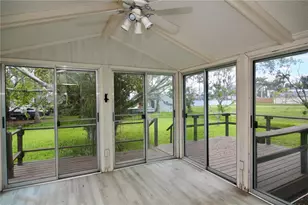 12107 45th Ave W, Cortez, FL 34215 - Photo 9