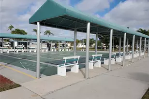 5402 Chateau Ln, Bradenton, FL 34207 - Photo 29