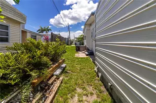 508 50th Avenue Plaza W, Bradenton, FL 34207 - Photo 31