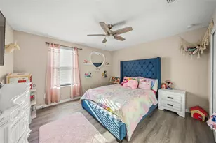 19369 Nearpoint Dr, Venice, FL 34292 - Photo 23