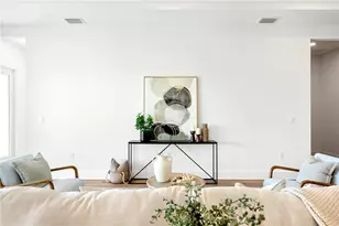 2592 Waterfront Cir, Sarasota, FL 34240 - Photo 11