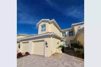 1251 Burgos Drive #303, Sarasota, FL 34238 - Photo 3