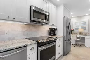 8701 Midnight Pass Rd, Sarasota, FL 34242 - Photo 9