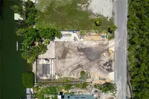 640 Lyons Ln, Longboat Key, FL 34228 - Photo 1