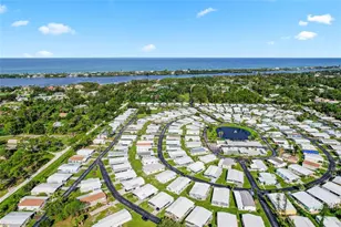 29 S Easter Island Cir, Englewood, FL 34223 - Photo 27