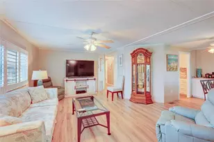 29 S Easter Island Cir, Englewood, FL 34223 - Photo 11