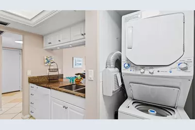 1700 Cove II Place #310, Sarasota, FL 34242 - Photo 17