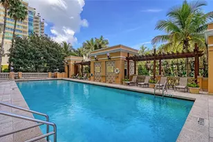 750 N Tamiami Trl, Sarasota, FL 34236 - Photo 59