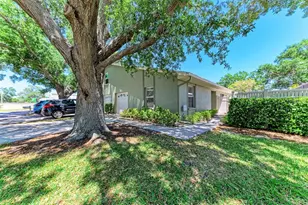4154 Center Pointe Cir, Sarasota, FL 34233 - Photo 3