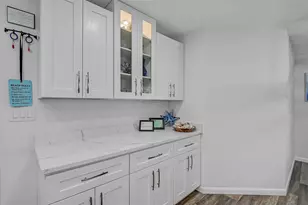 6308 Midnight Pass Rd, Sarasota, FL 34242 - Photo 11