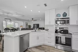 6308 Midnight Pass Rd, Sarasota, FL 34242 - Photo 9