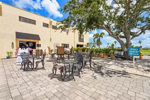 2417 Fairway Oaks Dr, Palmetto, FL 34221 - Photo 83