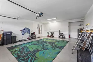 2417 Fairway Oaks Dr, Palmetto, FL 34221 - Photo 43