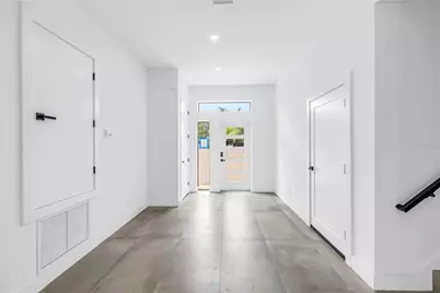 2065 Goldenrod Street, Sarasota, FL 34239 - Photo 5