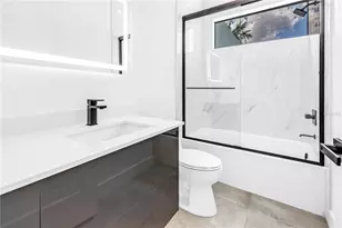 2065 Goldenrod St, Sarasota, FL 34239 - Photo 15