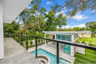 2065 Goldenrod Street, Sarasota, FL 34239 - Photo 47