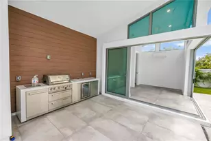 2065 Goldenrod St, Sarasota, FL 34239 - Photo 57