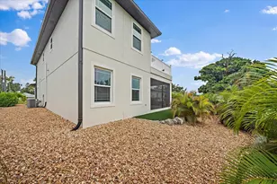 1876 Livingstone St, Sarasota, FL 34231 - Photo 43