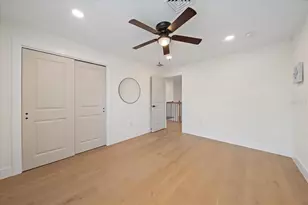 1876 Livingstone St, Sarasota, FL 34231 - Photo 35