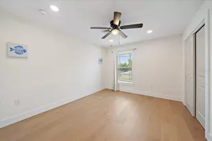 1876 Livingstone St, Sarasota, FL 34231 - Photo 37