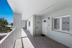 5200 Gulf Dr, Holmes Beach, FL 34217 - Photo 11