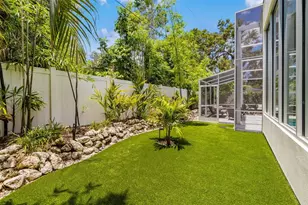 904 Virginia Dr, Sarasota, FL 34234 - Photo 41