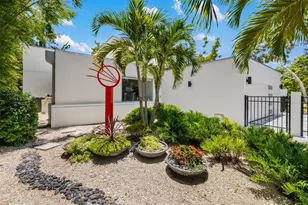 904 Virginia Dr, Sarasota, FL 34234 - Photo 55