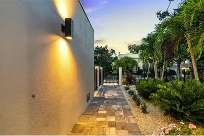 904 Virginia Drive, Sarasota, FL 34234 - Photo 61