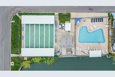 719 50th Avenue Terrace W, Bradenton, FL 34207 - Photo 17