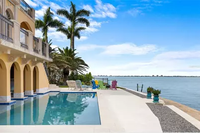 309 Ringling Point Drive, Sarasota, FL 34234 - Photo 3