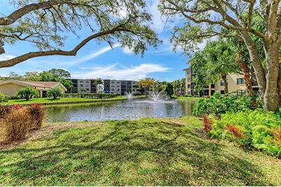 315 30th Avenue W #B414, Bradenton, FL 34205 - Photo 25