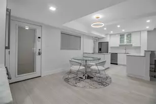 1150 Tarpon Center Dr, Venice, FL 34285 - Photo 7