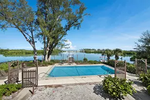 490 N Shore Rd, Longboat Key, FL 34228 - Photo 15