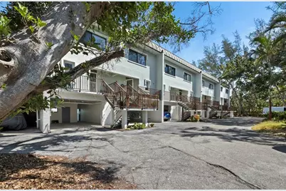 490 N Shore Road #6, Longboat Key, FL 34228 - Photo 9