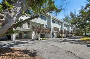 490 N Shore Rd, Longboat Key, FL 34228 - Photo 9