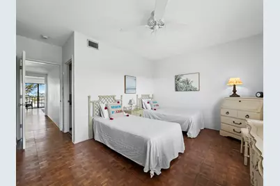 490 N Shore Road #6, Longboat Key, FL 34228 - Photo 29