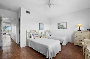 490 N Shore Rd, Longboat Key, FL 34228 - Photo 29