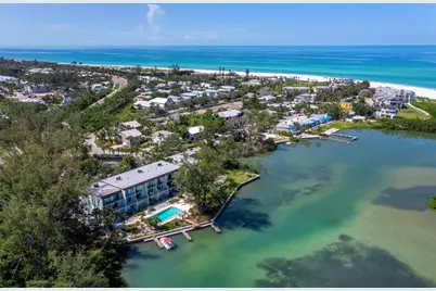 490 N Shore Road #6, Longboat Key, FL 34228 - Photo 5