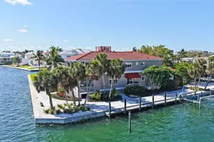 585 Gunwale Ln, Longboat Key, FL 34228 - Photo 7