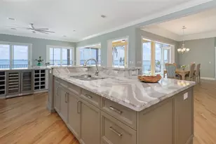 585 Gunwale Ln, Longboat Key, FL 34228 - Photo 29