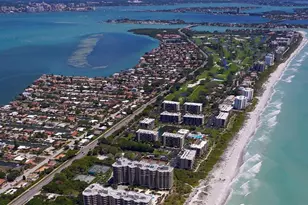 585 Gunwale Ln, Longboat Key, FL 34228 - Photo 71