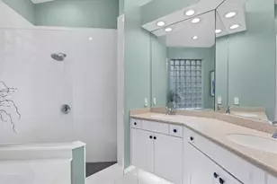 7904 Hampton Ct, University Park, FL 34201 - Photo 25