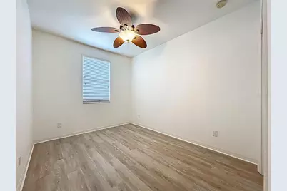 1510 Grantham Drive, Sarasota, FL 34234 - Photo 25